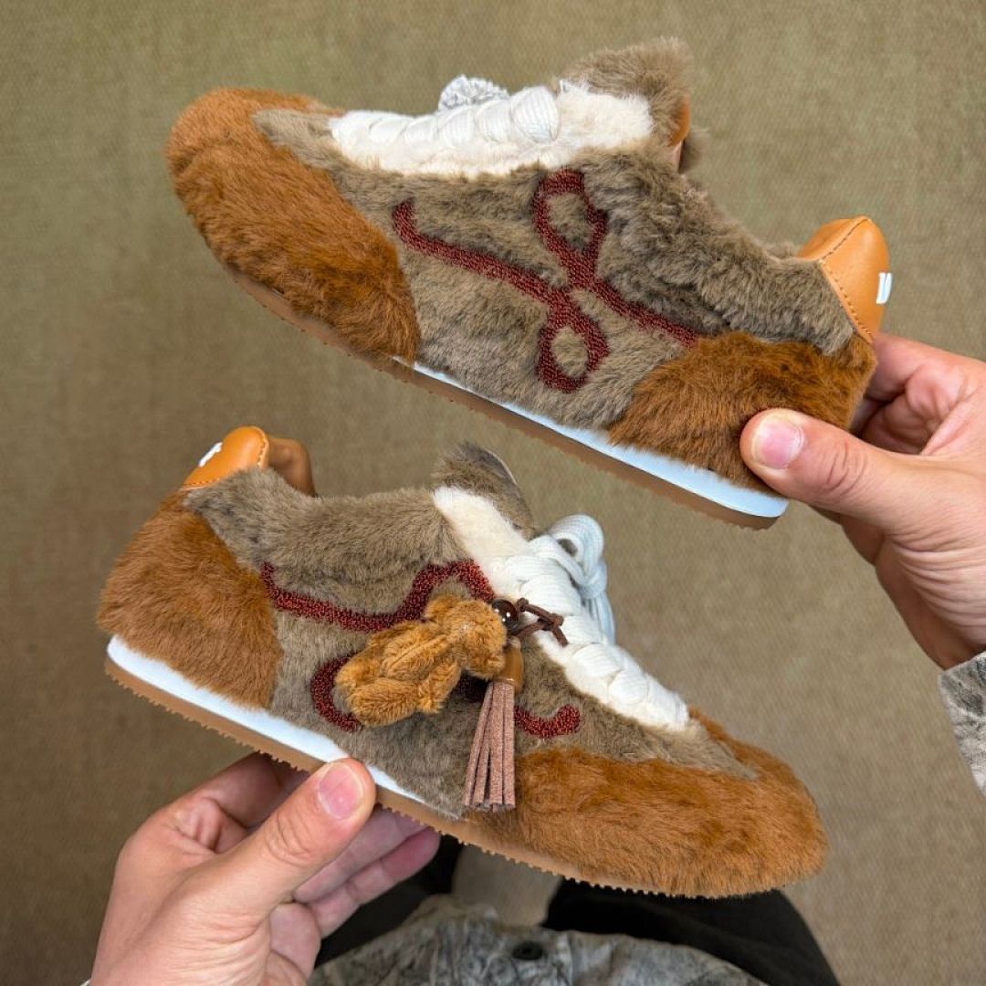 Loewe L.A. L Knot Furry Low-Top Sneakers Brown Ecru Red, Luxury Designer Trainers, Fluffy Shearling Shoes, Unisex