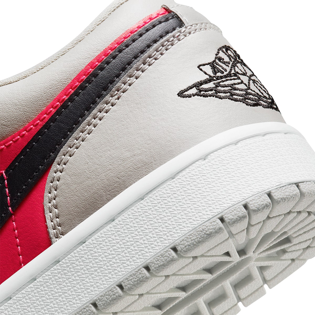 ( Women ) Air Jordan 1 Low 'Light Iron Ore Siren Red' DC0774-060