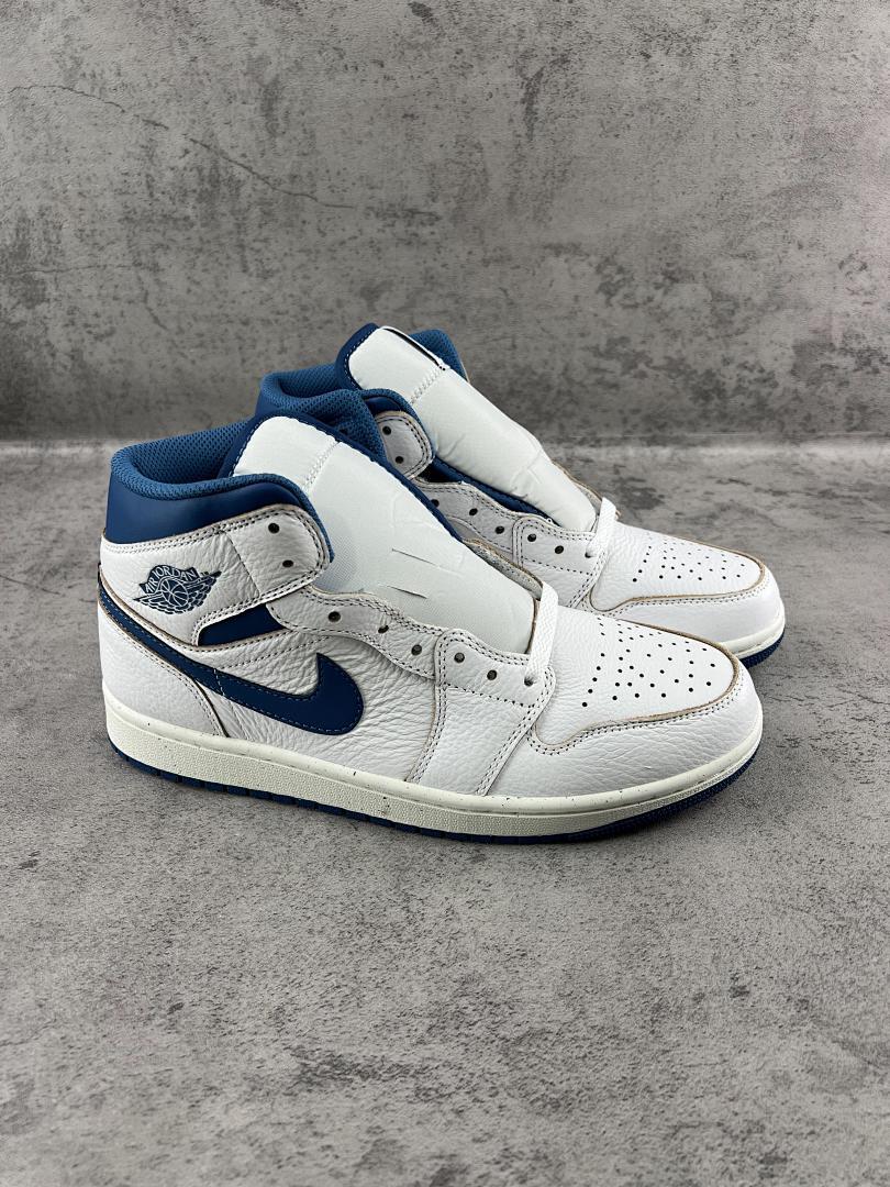 Nike Air Jordan 1 Mid 'Armory Navy' White Navy Blue Tumbled Leather Sneakers Shoes 554724-411