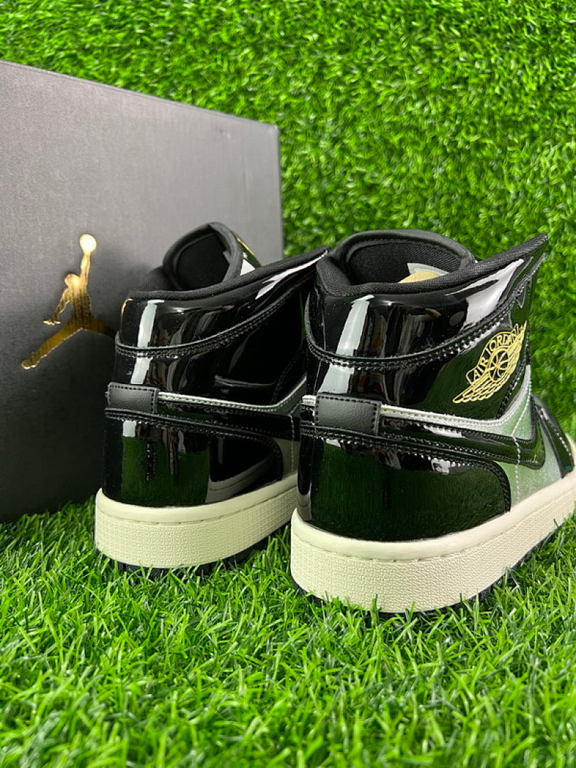 Nike Air Jordan 1 Mid GS Metallic Silver Black Patent Leather Gold Wings Youth Sneakers 554725-082