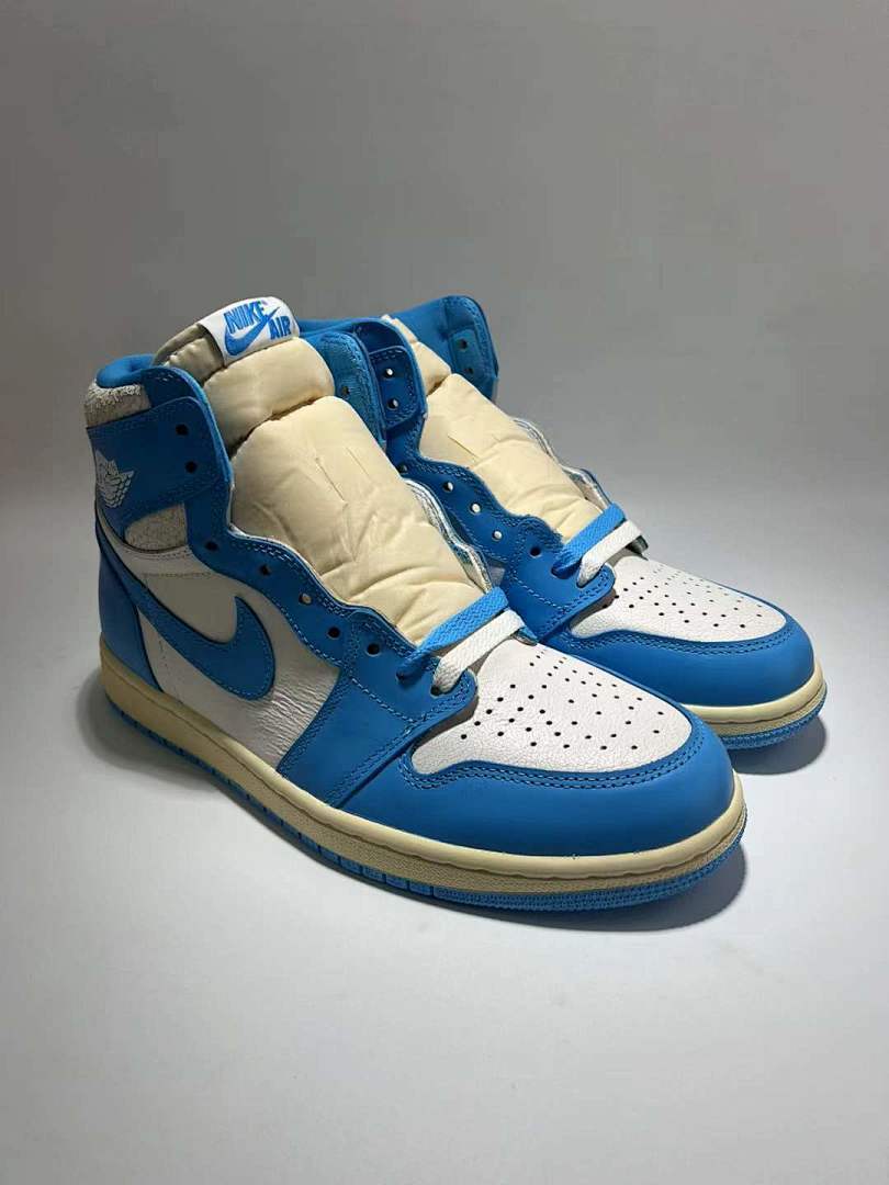 Nike Air Jordan 1 Retro High OG University Blue White Sail Vintage Exposed Foam Tongue Sneakers