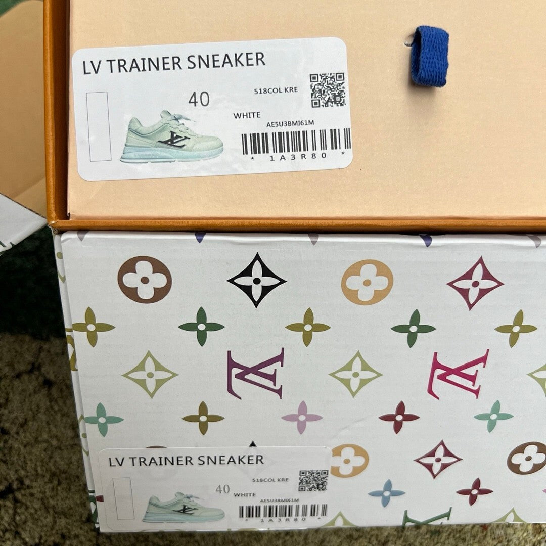 Louis Vuitton LV Runner Sneaker White Leather Black LV Monogram