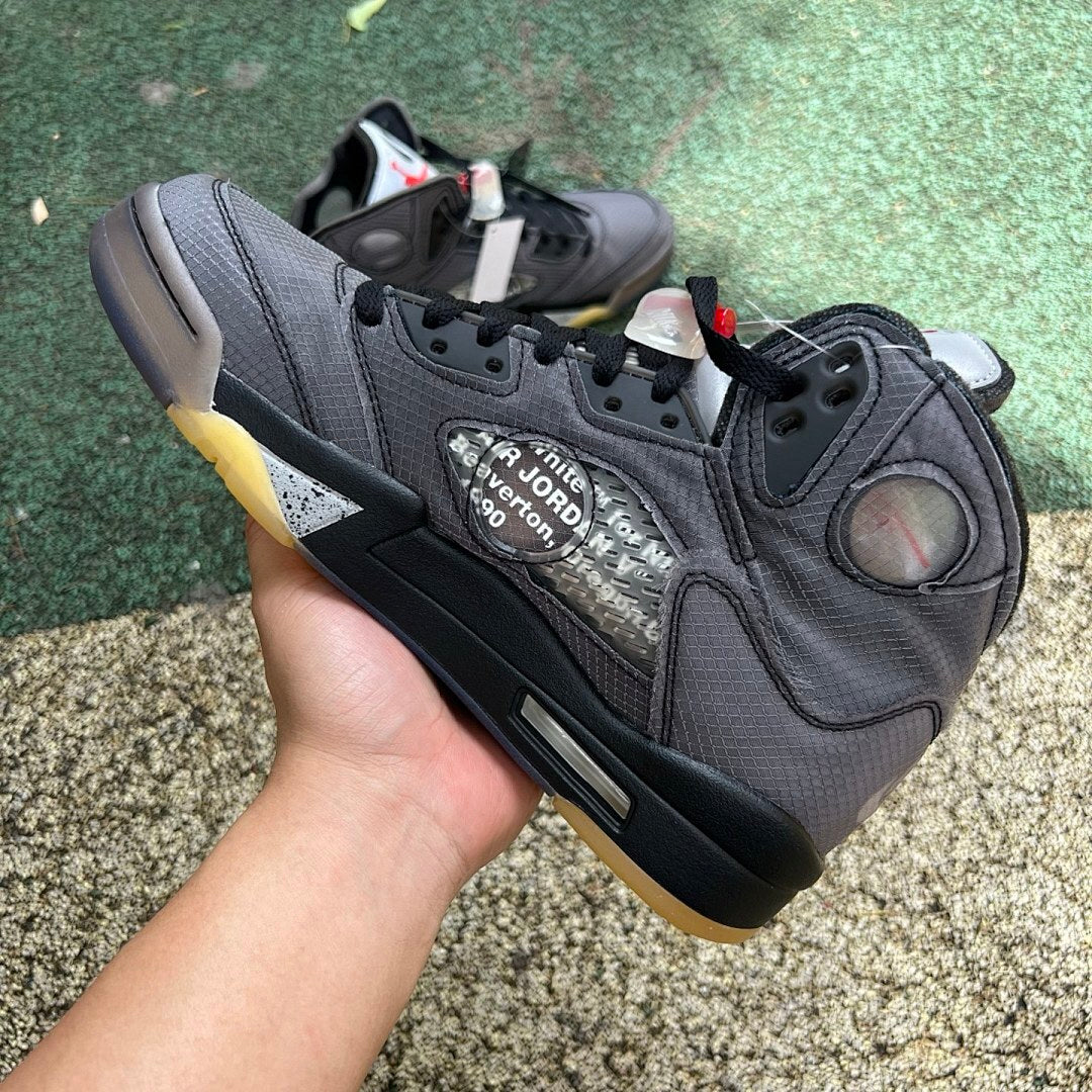 Off-White x Air Jordan 5 Muslin Black Metallic CT8480-001