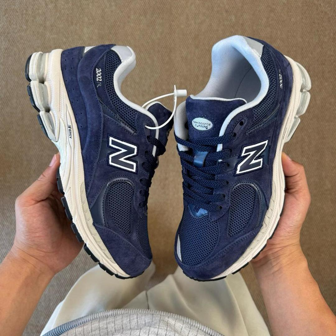 New Balance 2002R Dark Navy M2002RCA