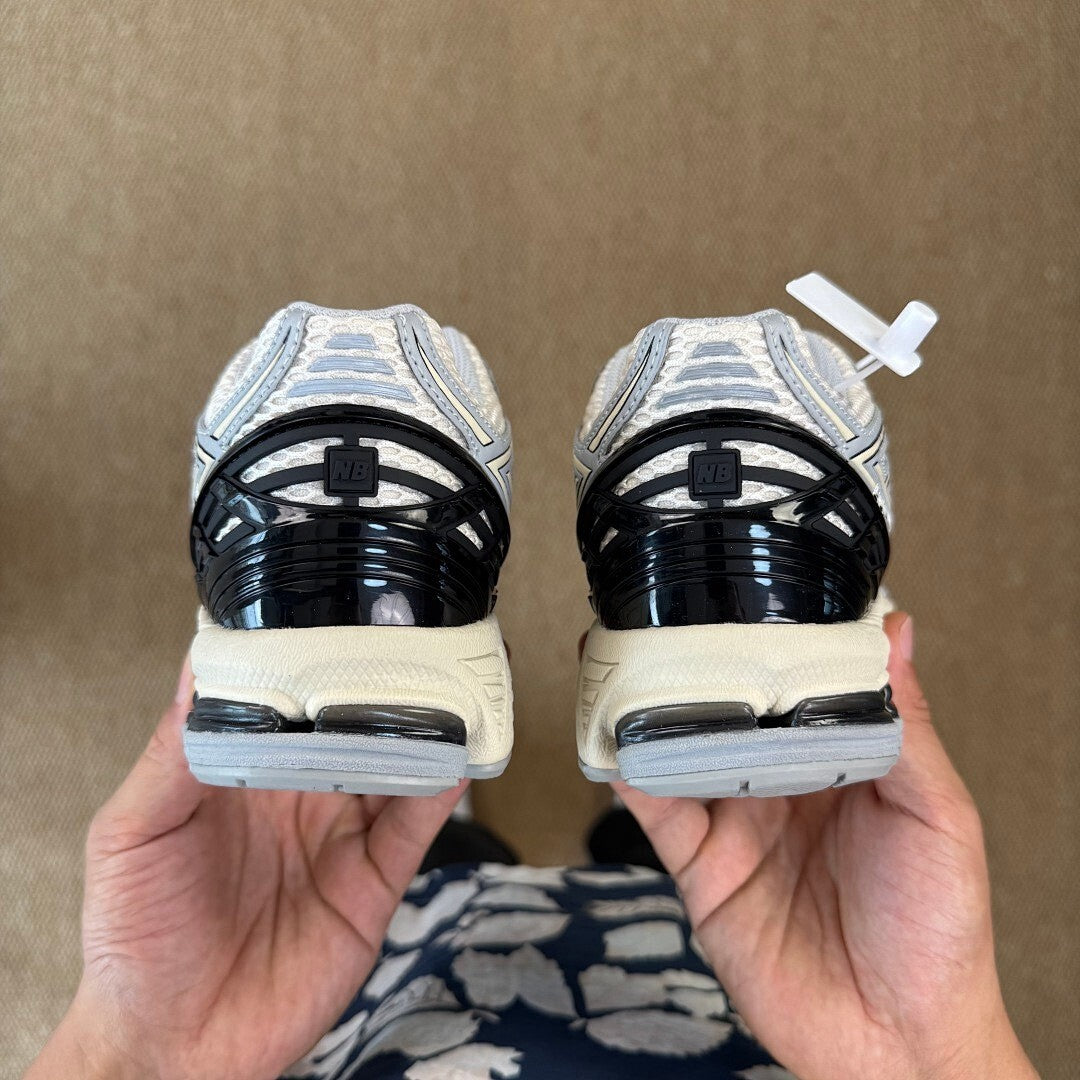 New Balance 1906R White Black M1906RCG