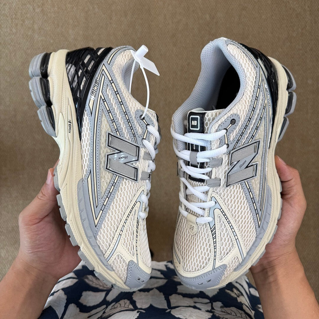 New Balance 1906R White Black M1906RCG