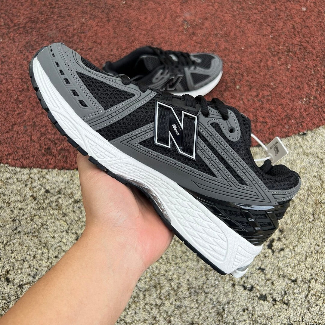 New Balance 1906R Black Grey