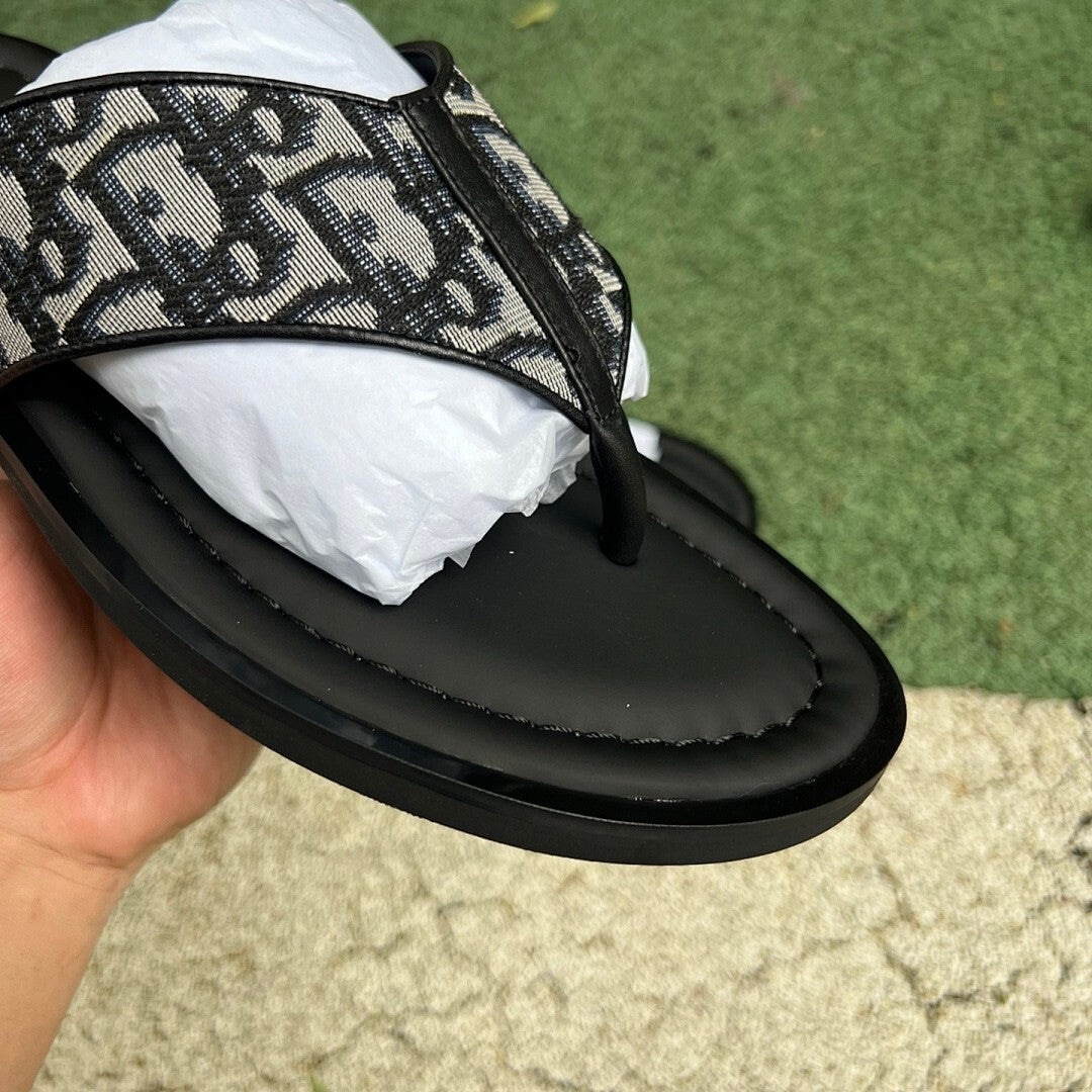 Dior Oblique Thong Sandal