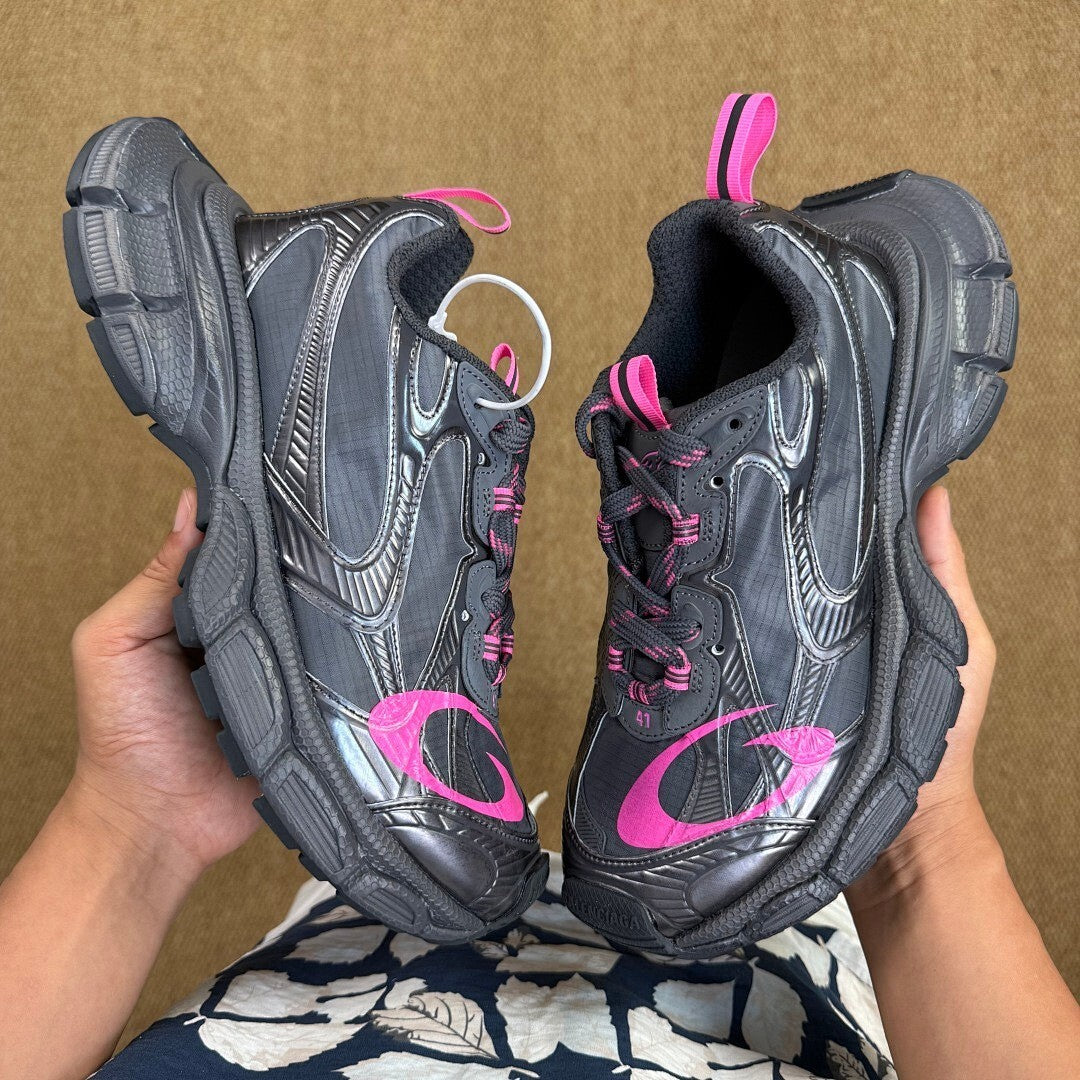 Balenciaga Runner Sneaker Anthracite Metallic Silver Hot Pink