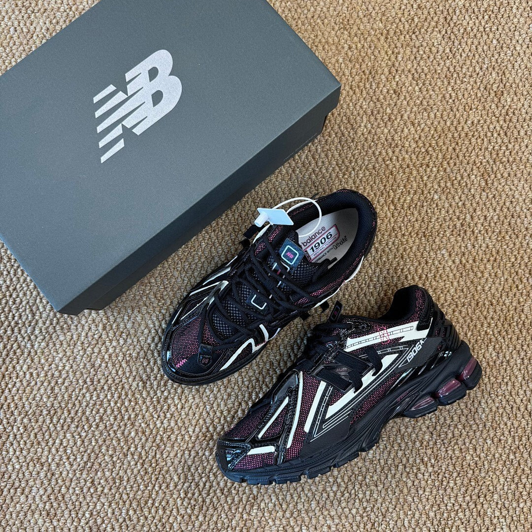 New Balance 1906R M1906RAA Black Plum