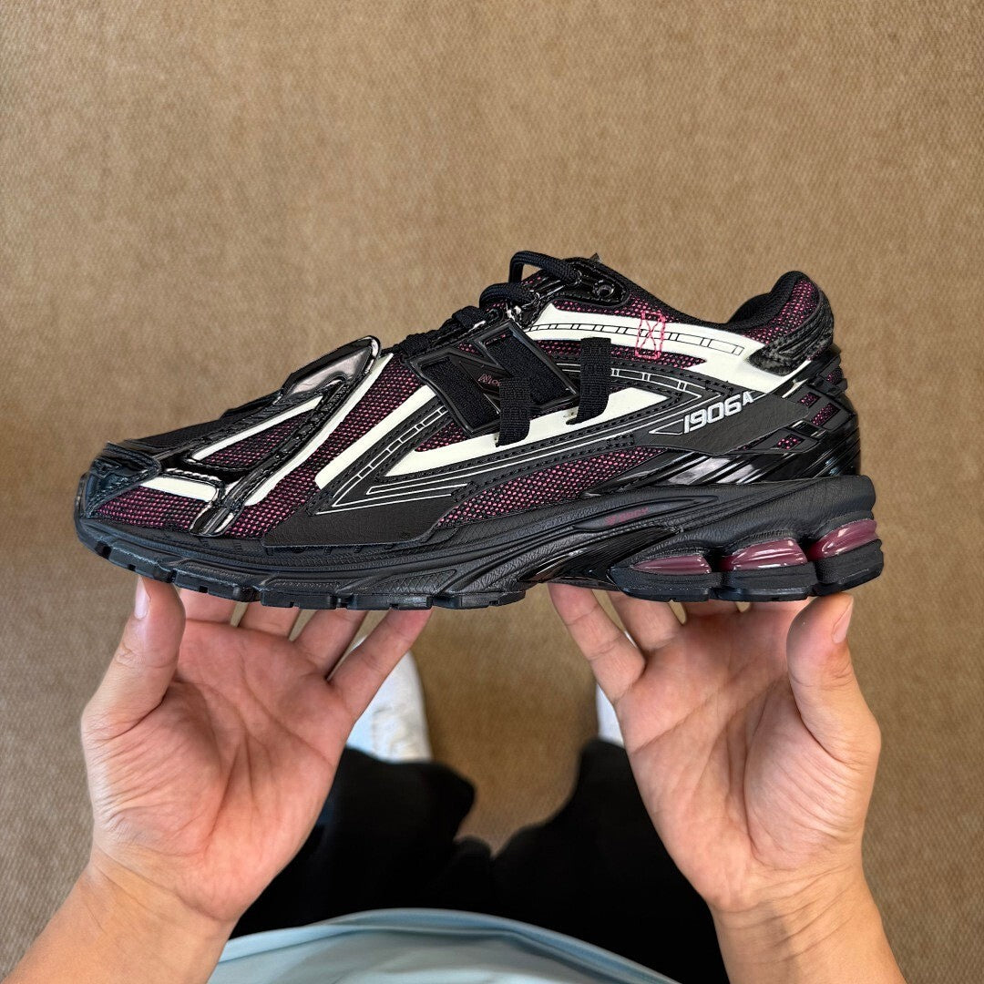 New Balance 1906R M1906RAA Black Plum