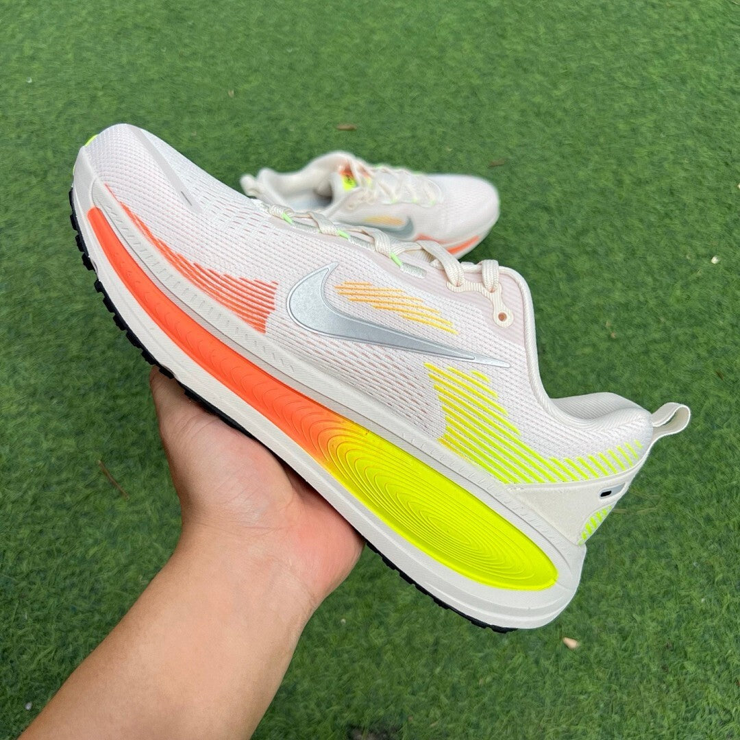 Nike ZoomX Invincible Run Flyknit 4 FV3345-100 Sail Bright Crimson Light Lemon Twist