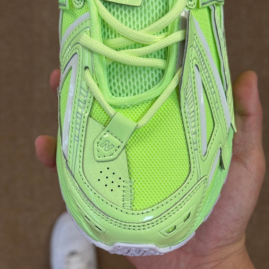 New Balance 1906R Bright Green M1906RGF