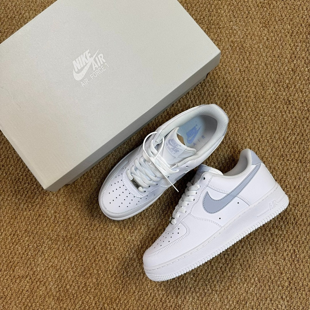 Nike Air Force 1 Low '07 White Pure Platinum DQ7658-100