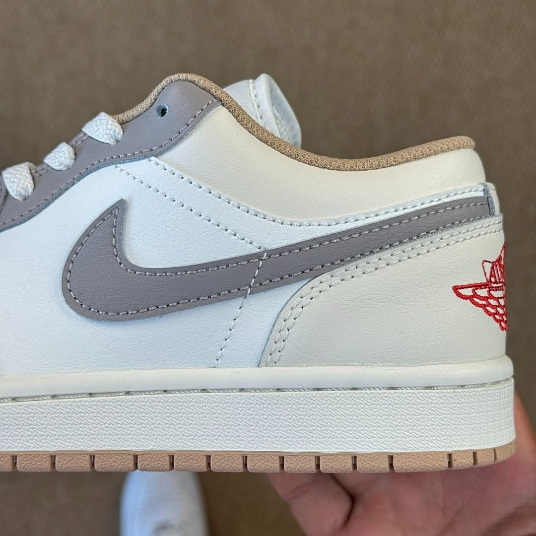 Air Jordan 1 Low "Cement Grey" 553558-053