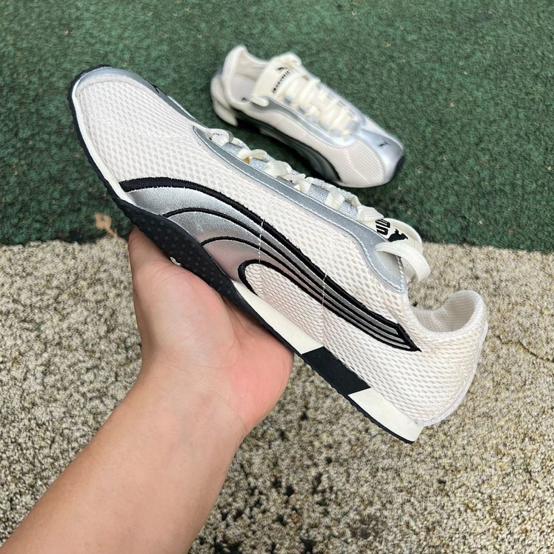 Puma Easy Rider Metallic Silver Cream Trainers