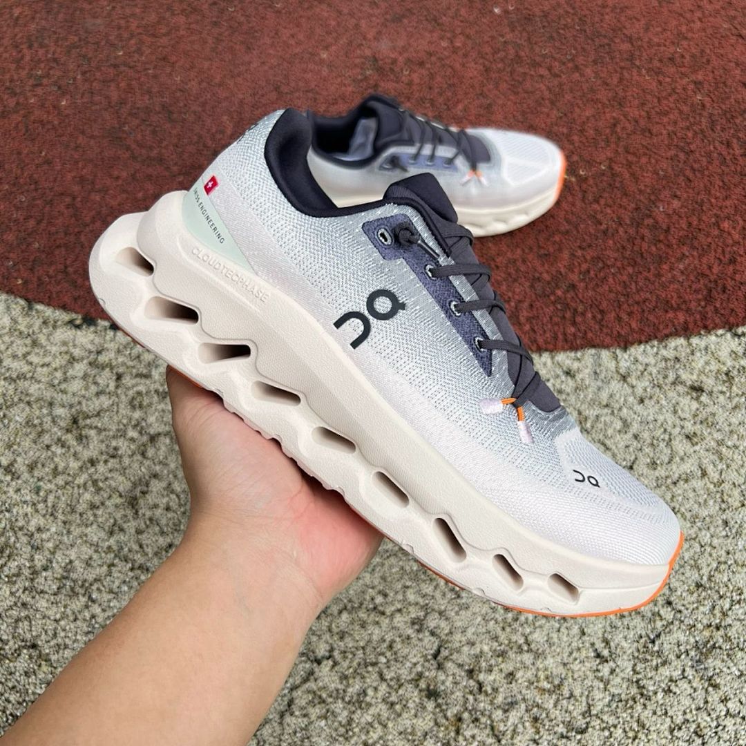On CloudTec Phase Running Shoes Glacier/Frost