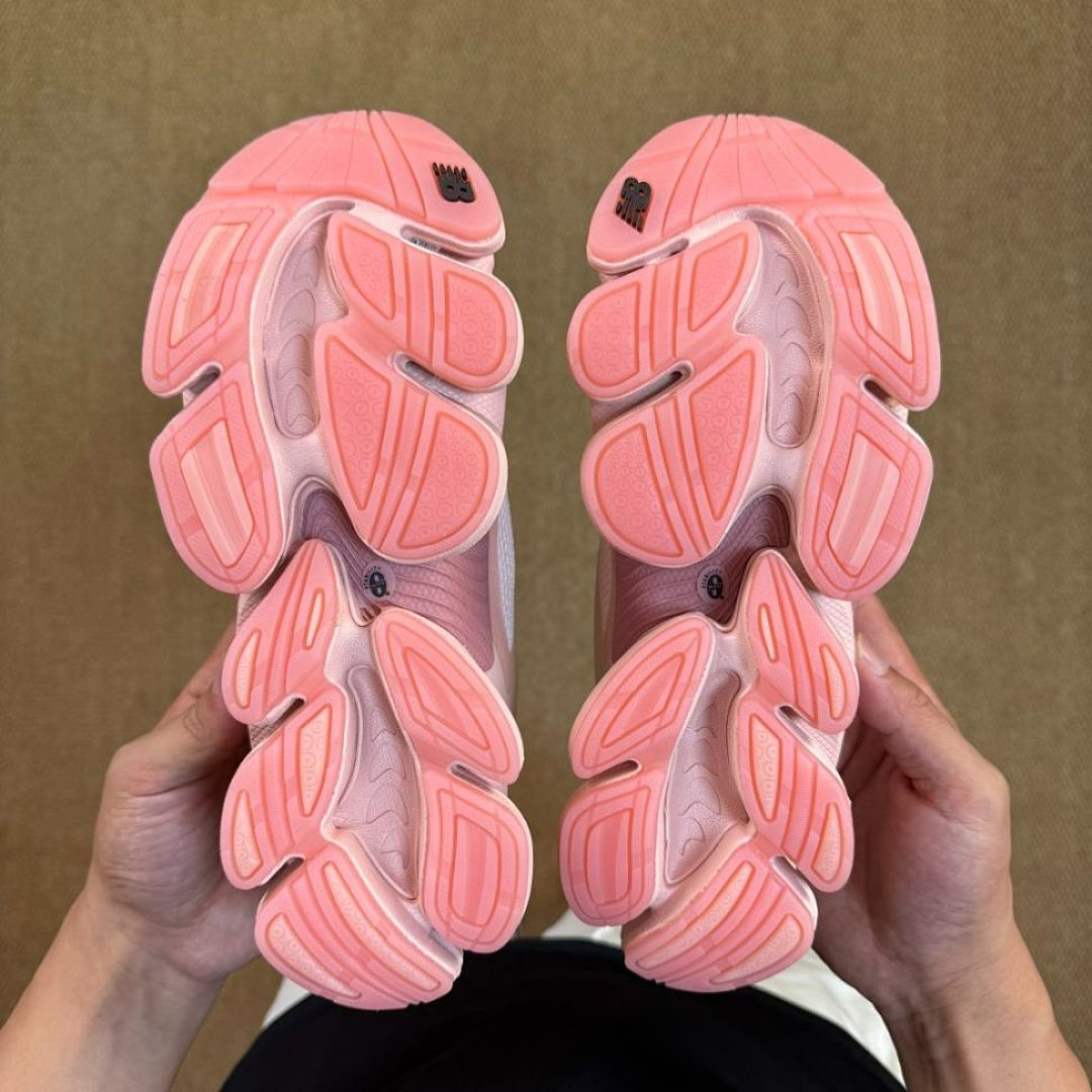 New Balance 1906R Pink Bubble Sole
