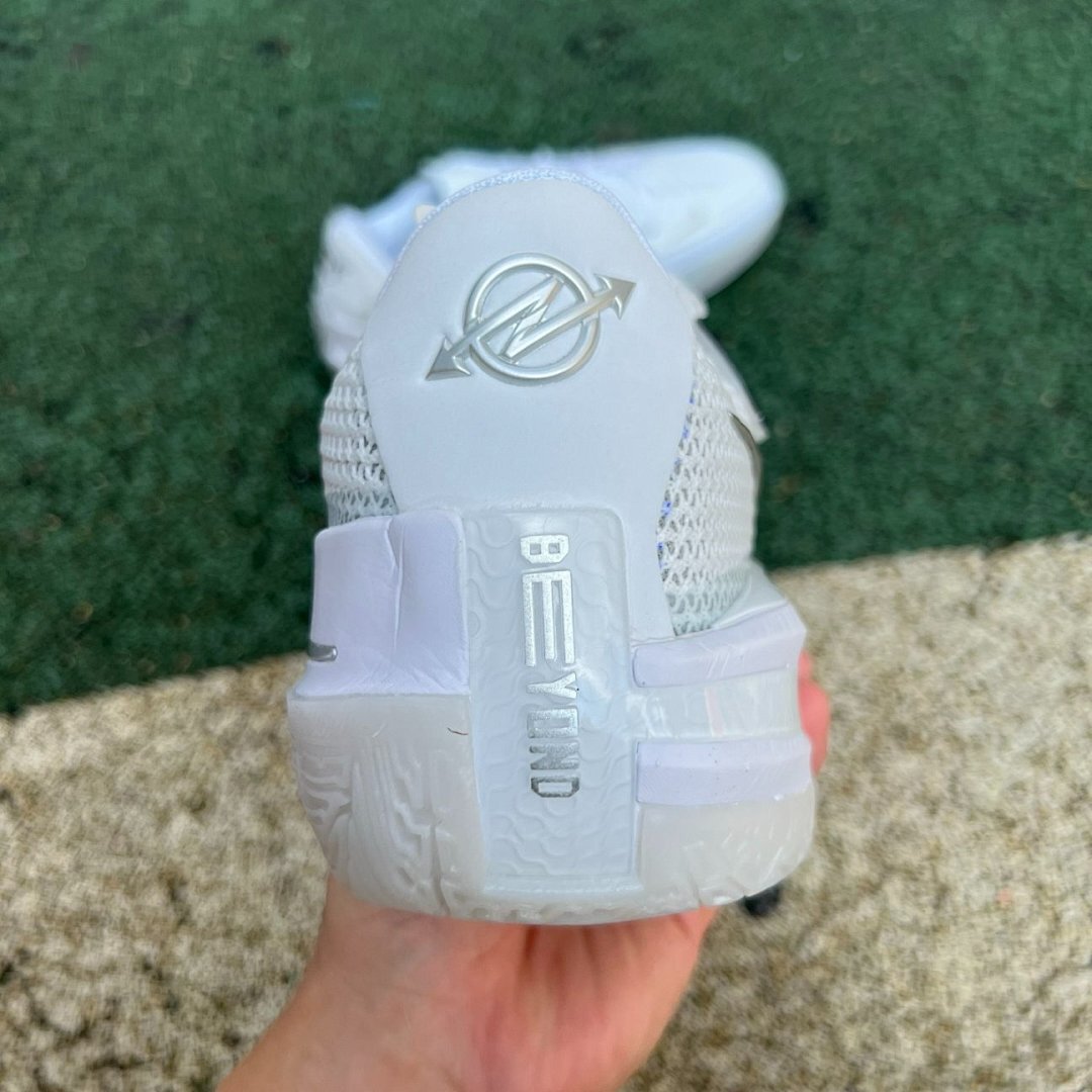 Nike ZoomX GT Cut 2 Summit White Metallic Silver DR5493-100