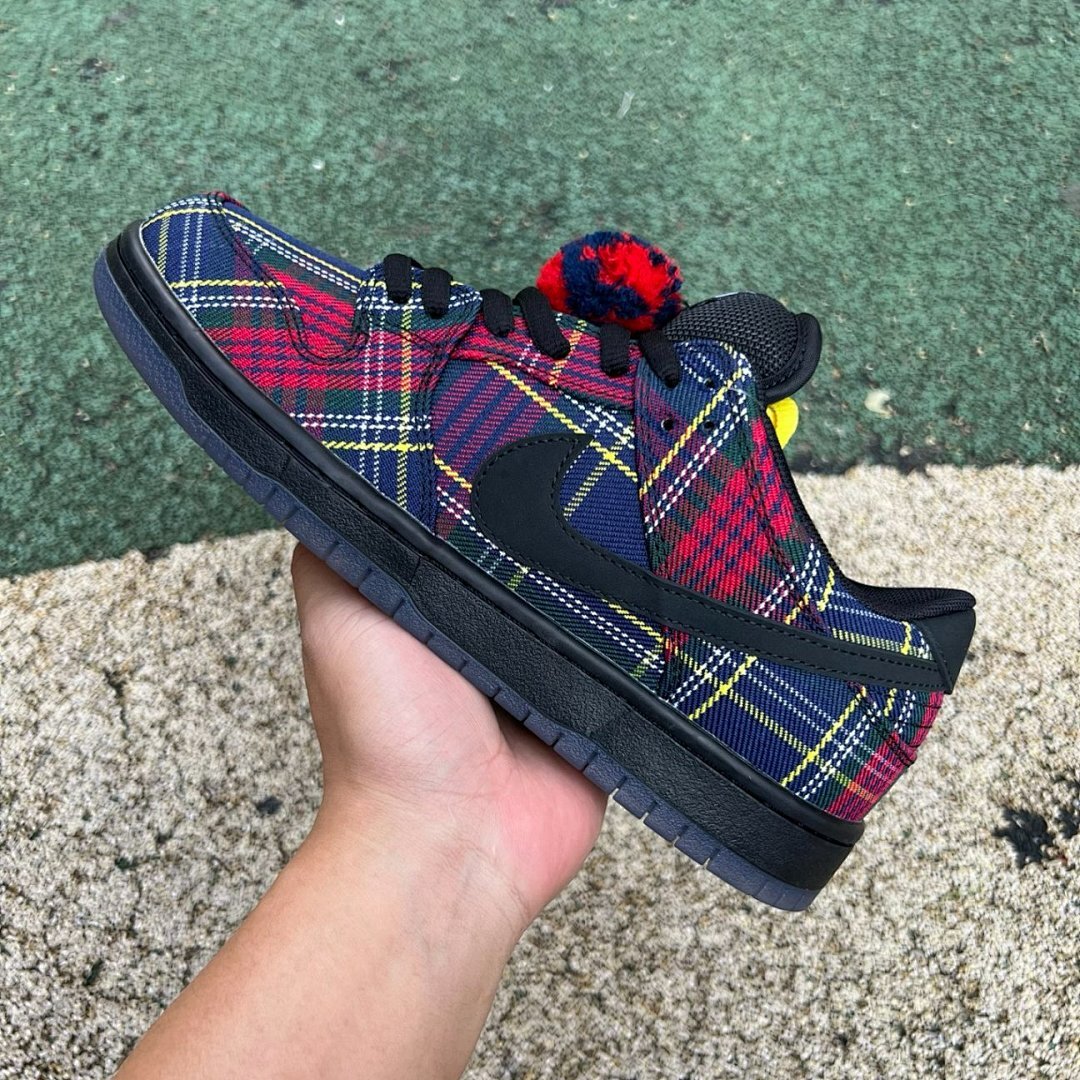 Nike SB Dunk Low Pro Multi-Color Plaid Black Sole