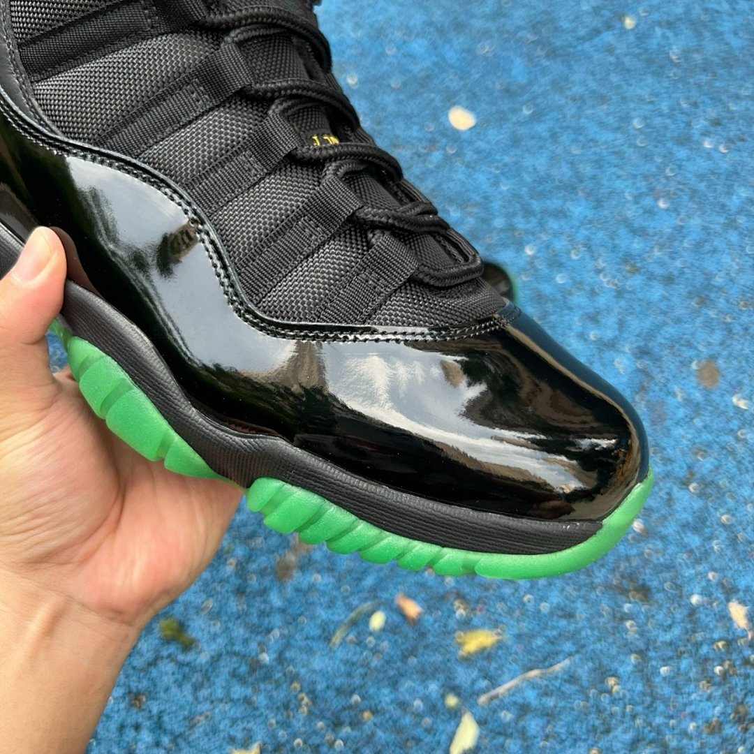 Air Jordan 11 CP3 PE