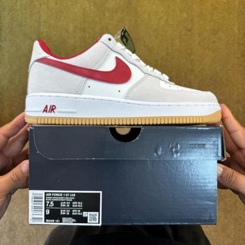 Nike Air Force 1 Low Summit White University Red Light Smoke Grey Gum Light Brown DV0788-100