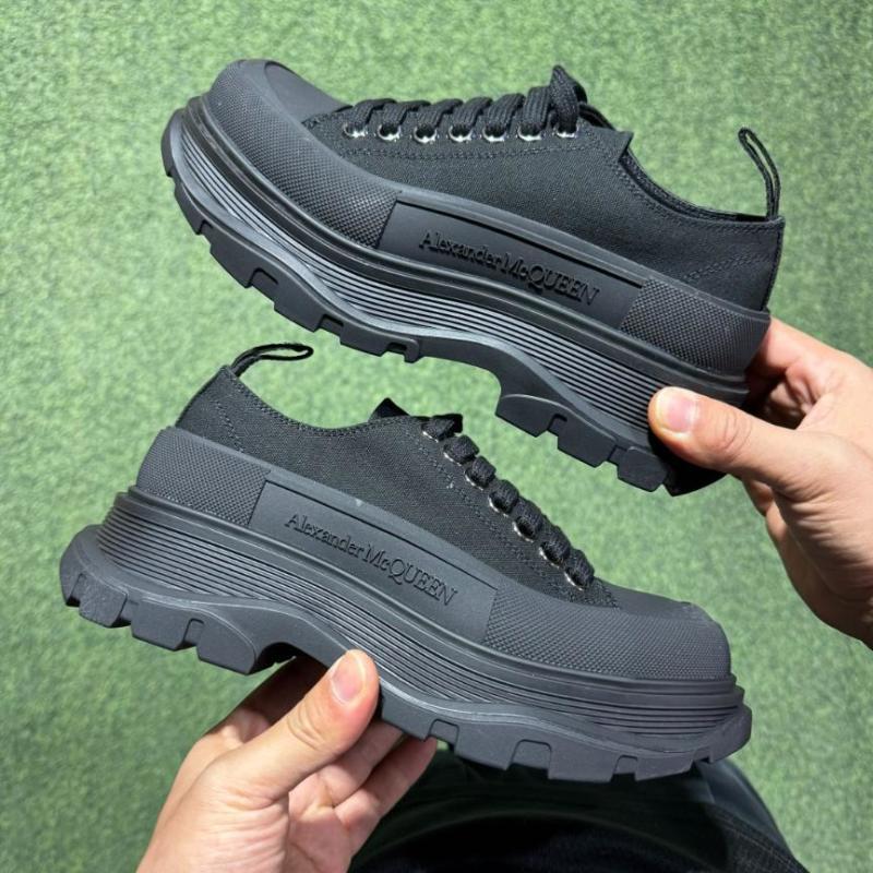 Alexander McQueen Tread Slick Lace-Up Sneaker Black 611705 W4MV2 1000