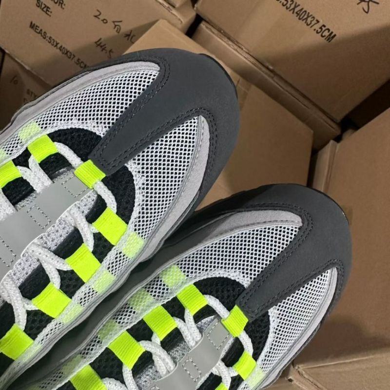 Nike Air Max 95 OG Neon CT1689-001
