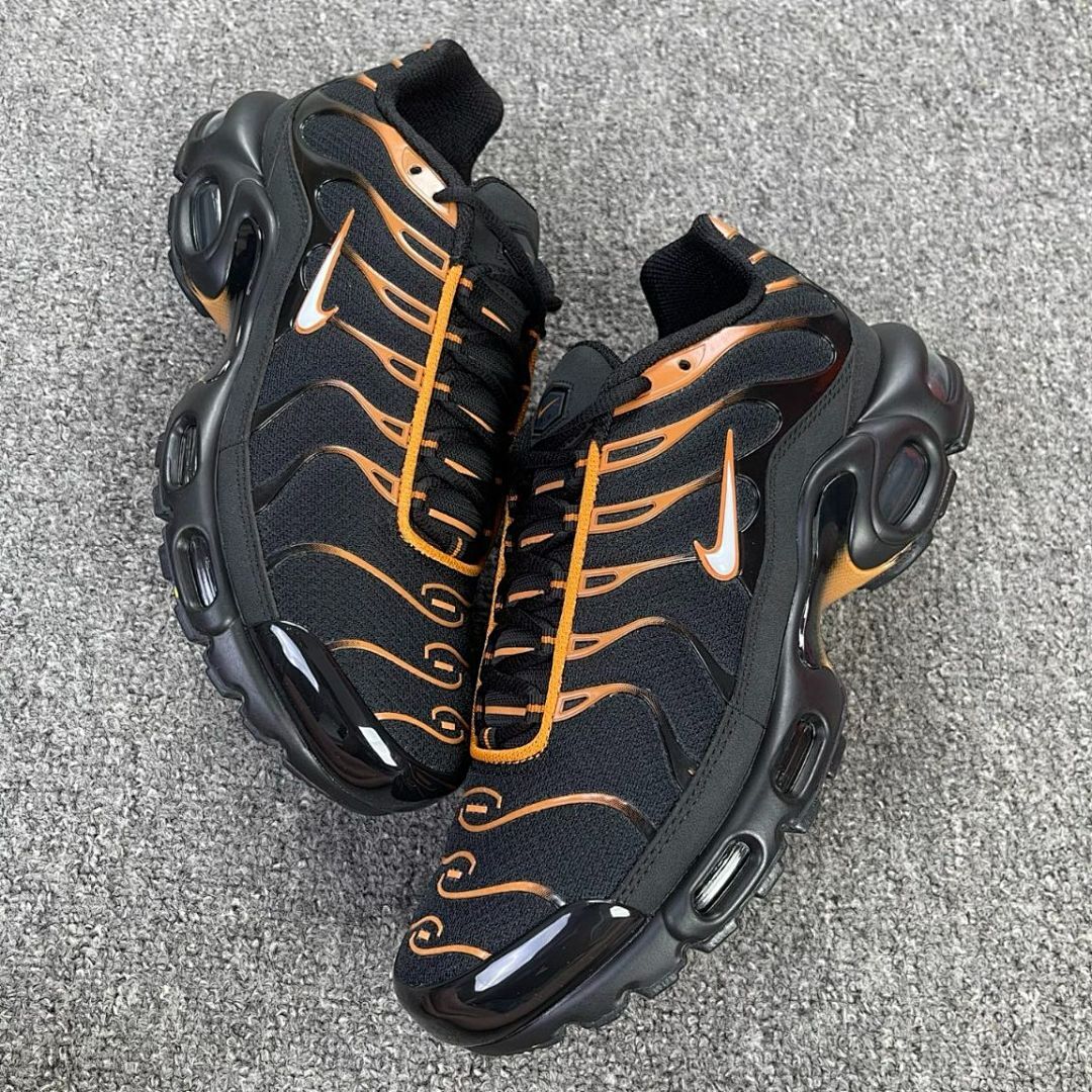 Nike Air Max Plus TN Black Metallic Copper