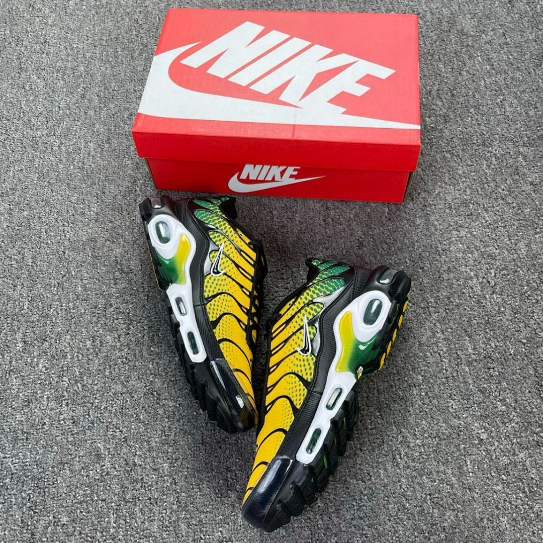 Nike Air Max Plus University Gold Green Strike DB0682-700