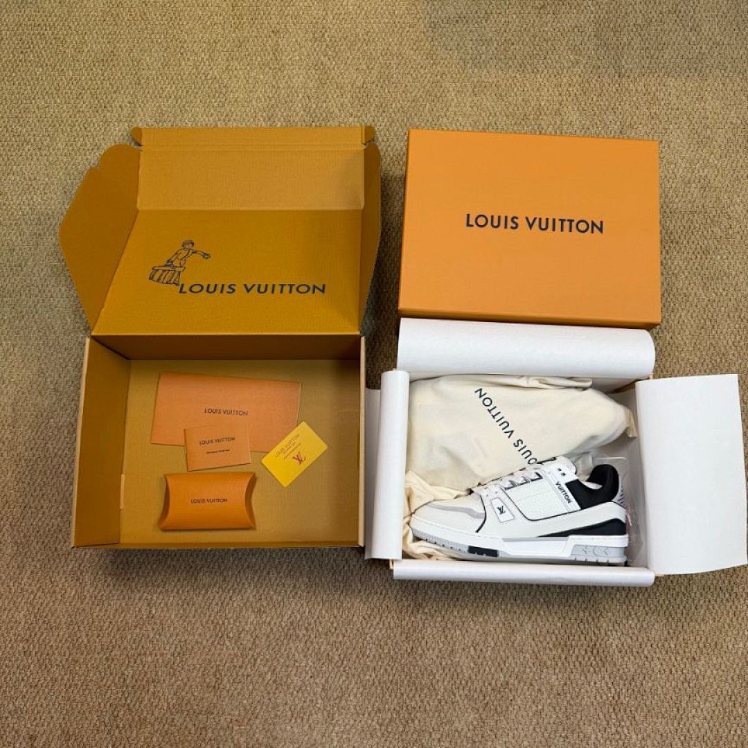 Louis Vuitton LV Trainer Sneaker White Black Grey Men's Luxury Designer Shoes