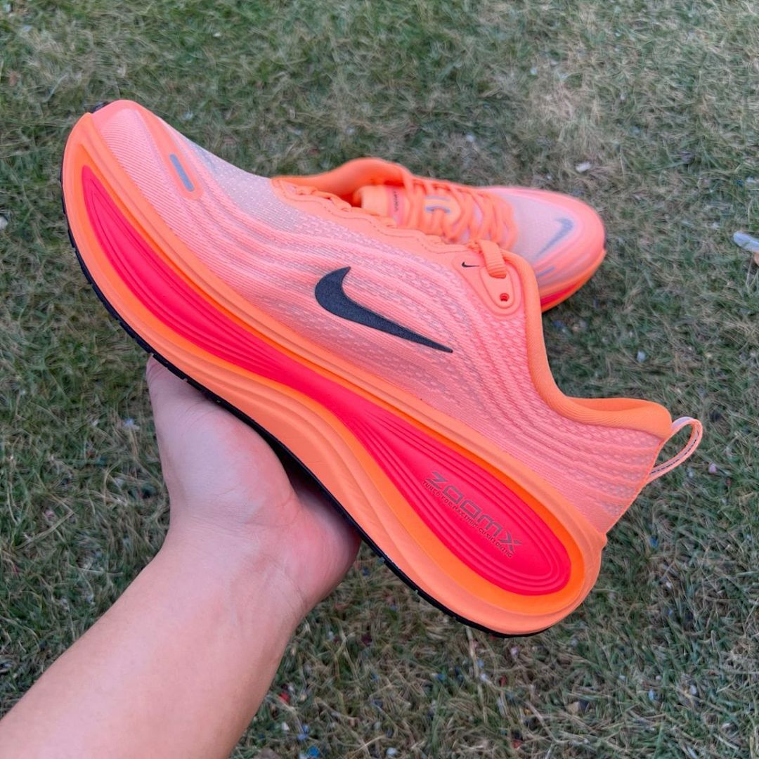 Nike ZoomX Invincible Run Flyknit 3 Men's Running Shoes - Total Orange / Bright Crimson / Obsidian - DV7659-800