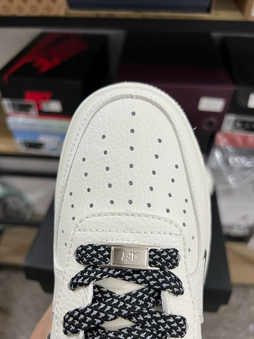 Nike Air Force 1 Low The North Face Cream White Black Hiking Laces Sneakers
