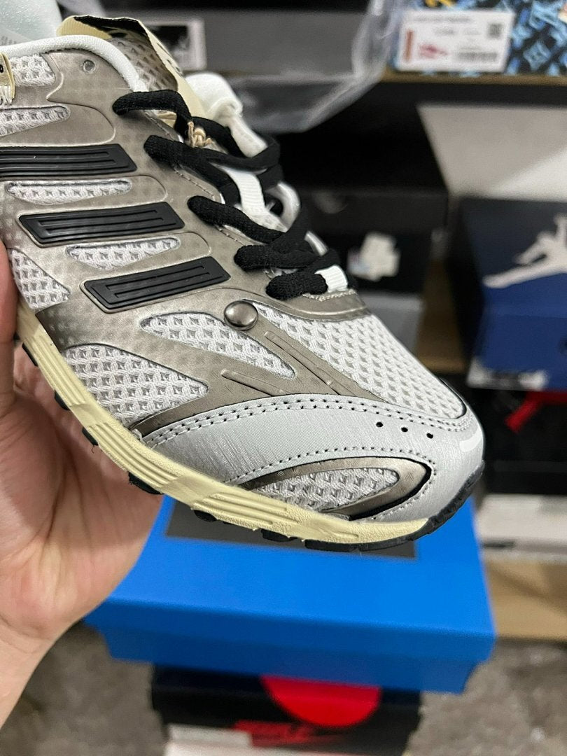Adidas Adistar Racer SFY SFTM-006 Cloud White Metallic Silver Core Black Running Sneakers