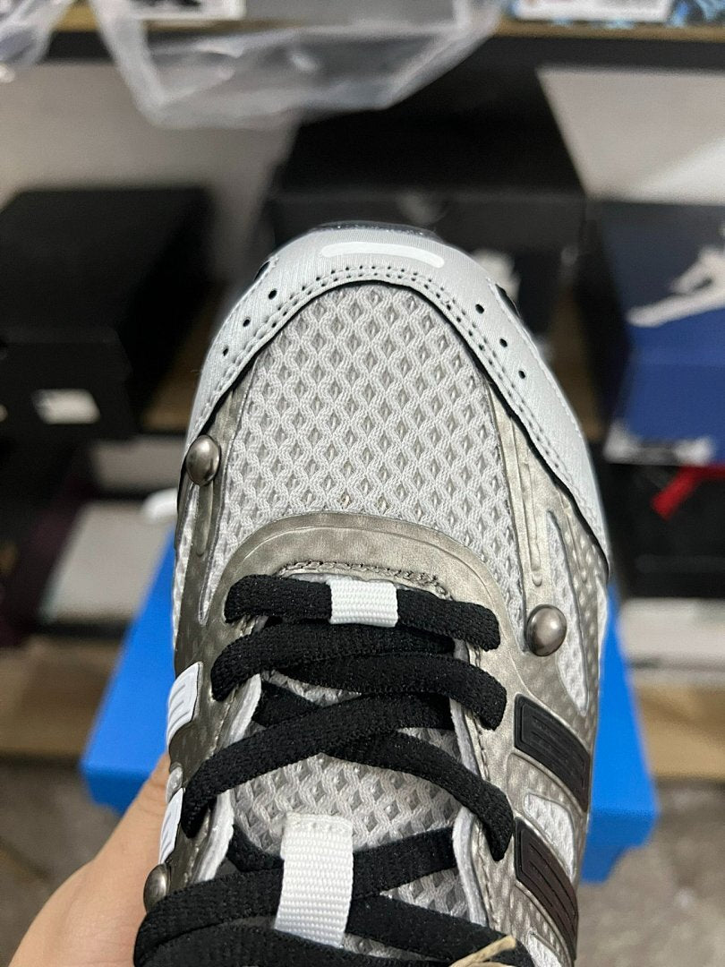 Adidas Adistar Racer SFY SFTM-006 Cloud White Metallic Silver Core Black Running Sneakers