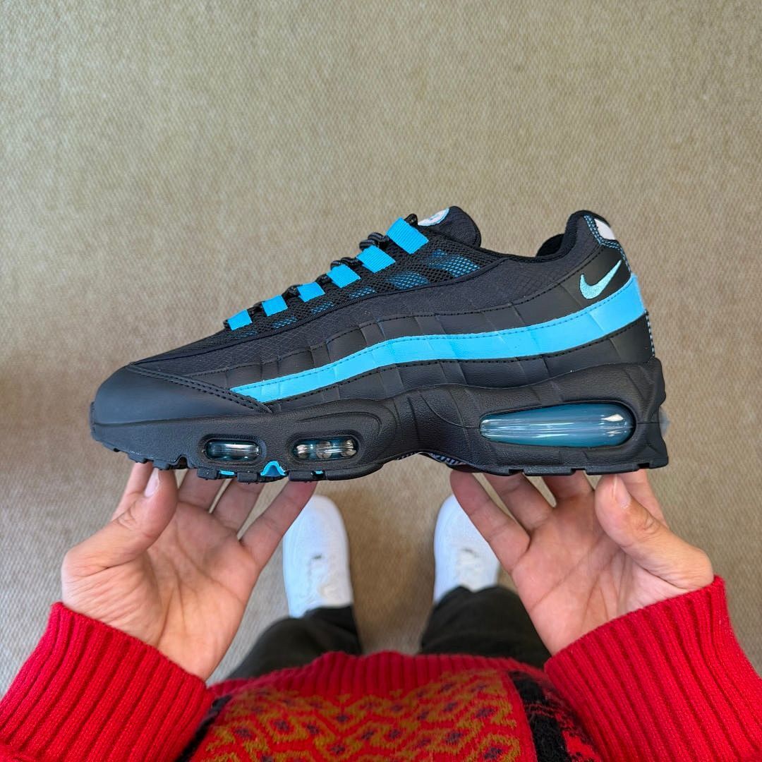 Nike Air Max 95 Black Hyper Royal Unisex Lifestyle Running Sneakers