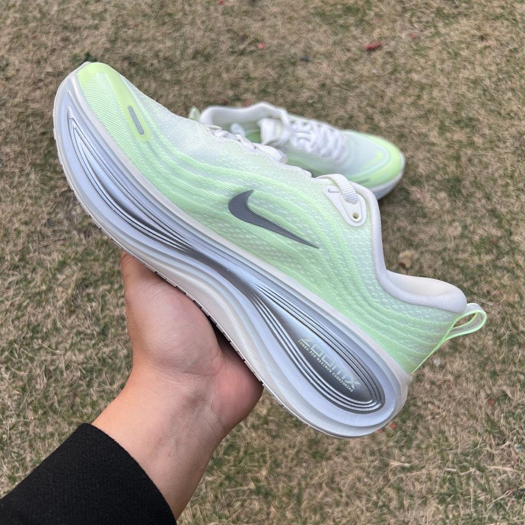 Nike Invincible 3 ZoomX Barely Volt White Platinum Tint Max Cushion Running Shoes DR2615-700