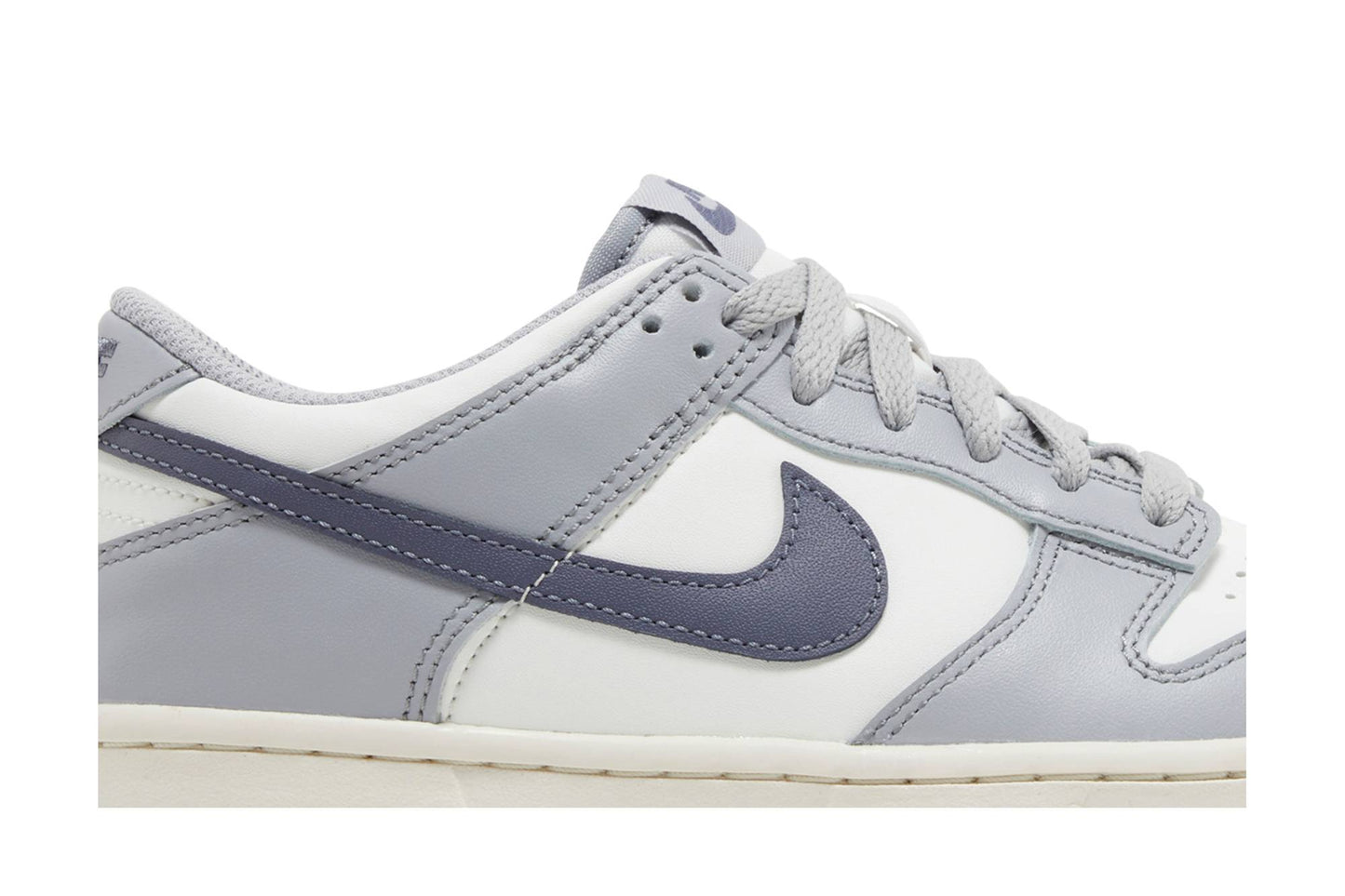 ( Youth ) Nike Dunk Low 'Platinum Tint Light Carbon' FB9109-101