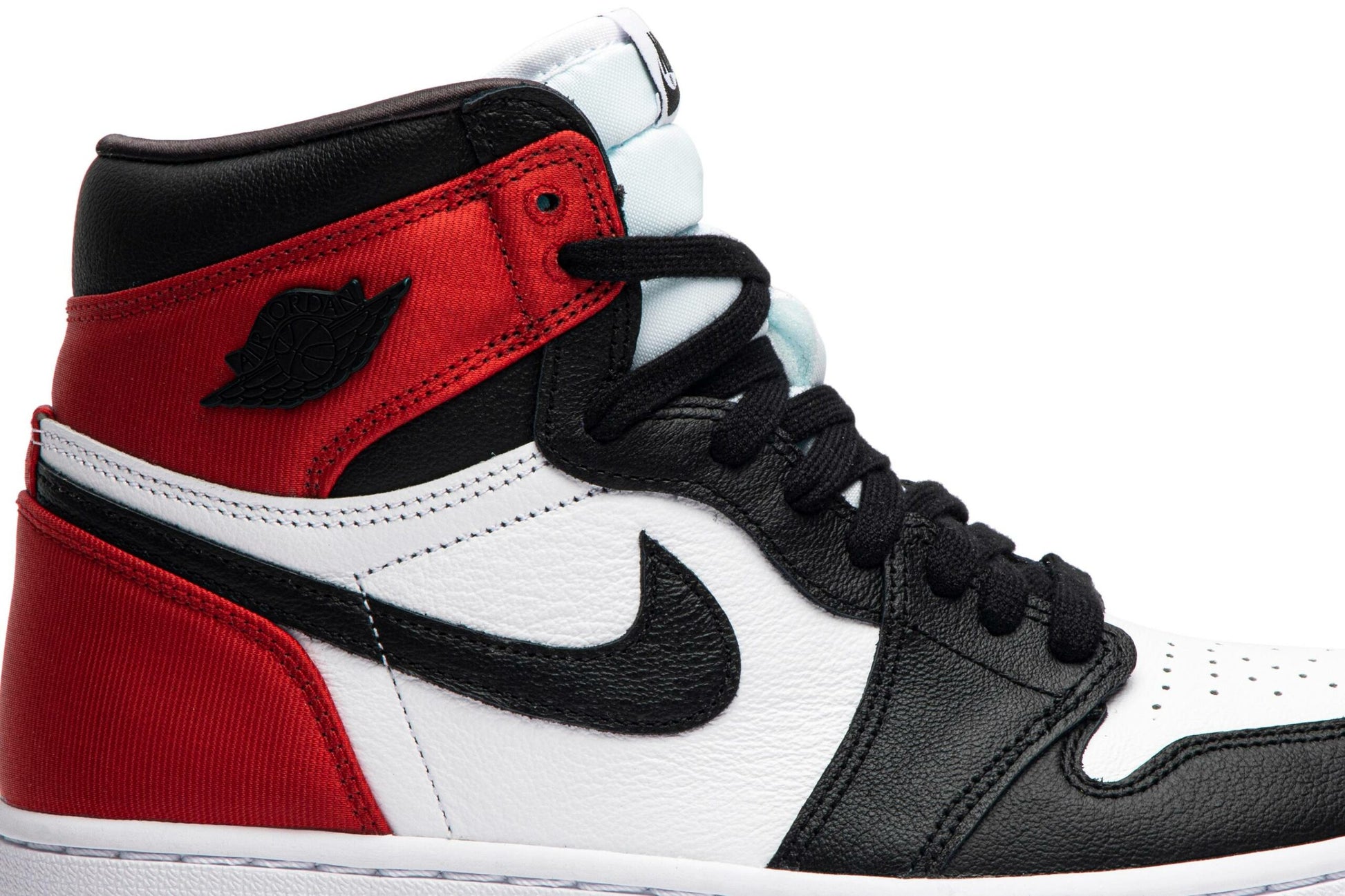 ( Women ) Air Jordan 1 Retro High Satin Black Toe CD0461-016