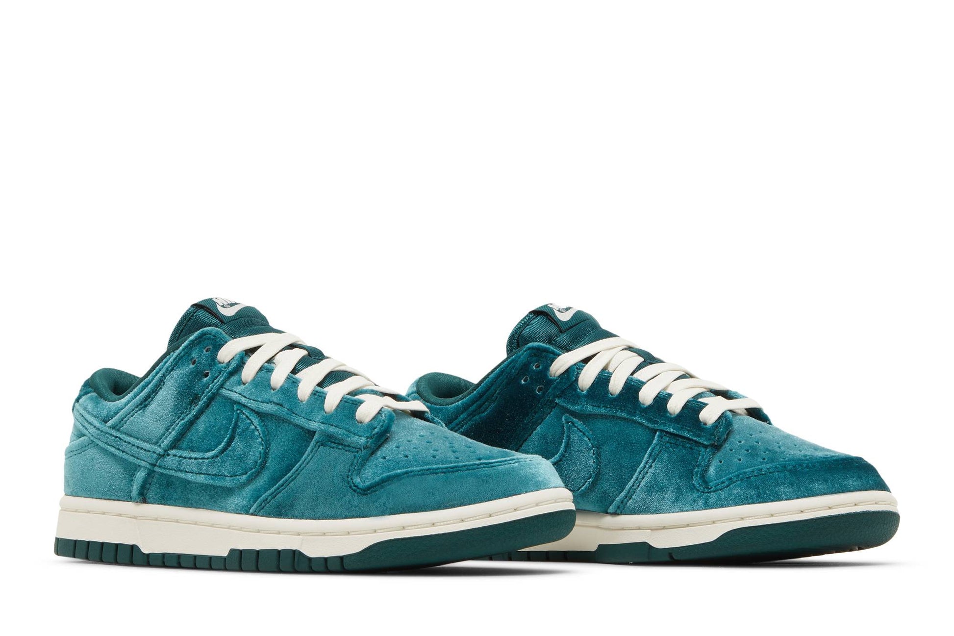 ( Women ) Nike Dunk Low 'Green Velvet' DZ5224-300