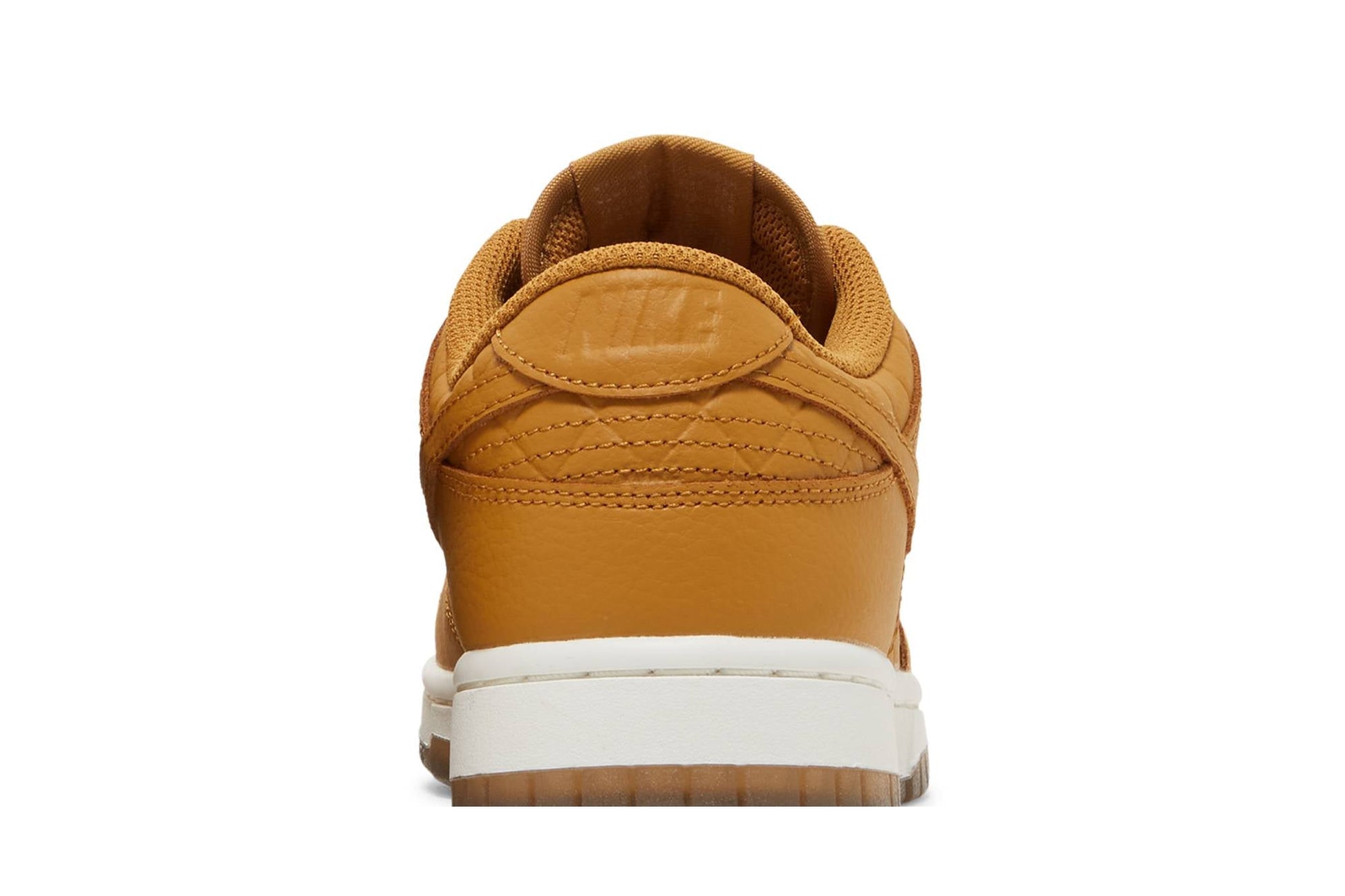 ( Women ) Nike Dunk Low 'Quilted Wheat' ( Wmns ) DX3374-700