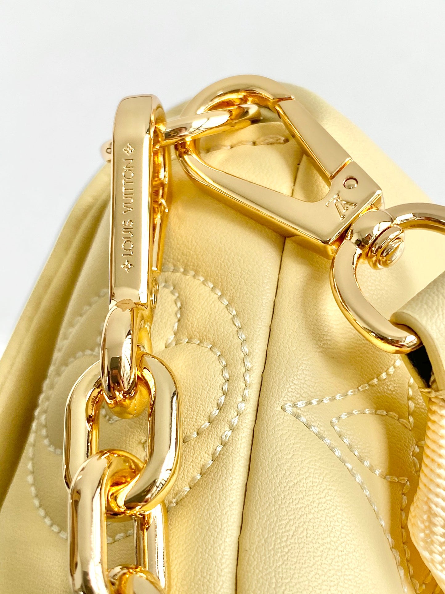 Women's Quilted Mini Crossbody Bag with Wide Shoulder Strap and Gold Chain Handle - Cream