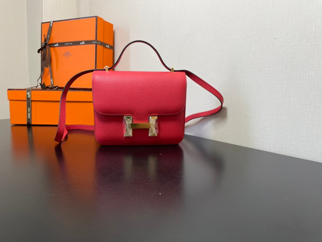 Hermès Constance Mini Handbag - Pink Epsom Leather - Gold-Tone Hardware