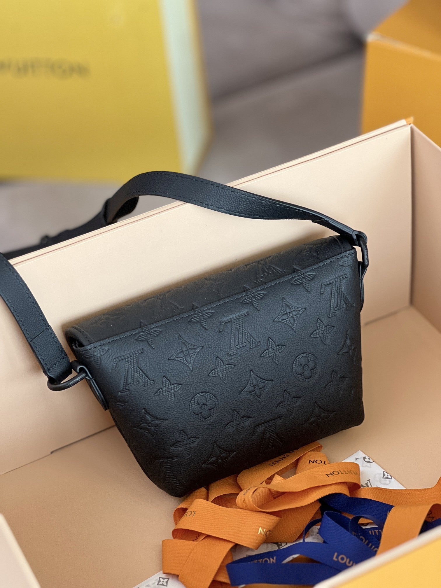 Louis Vuitton Racer Messenger Bag Monogram Shadow Leather Black