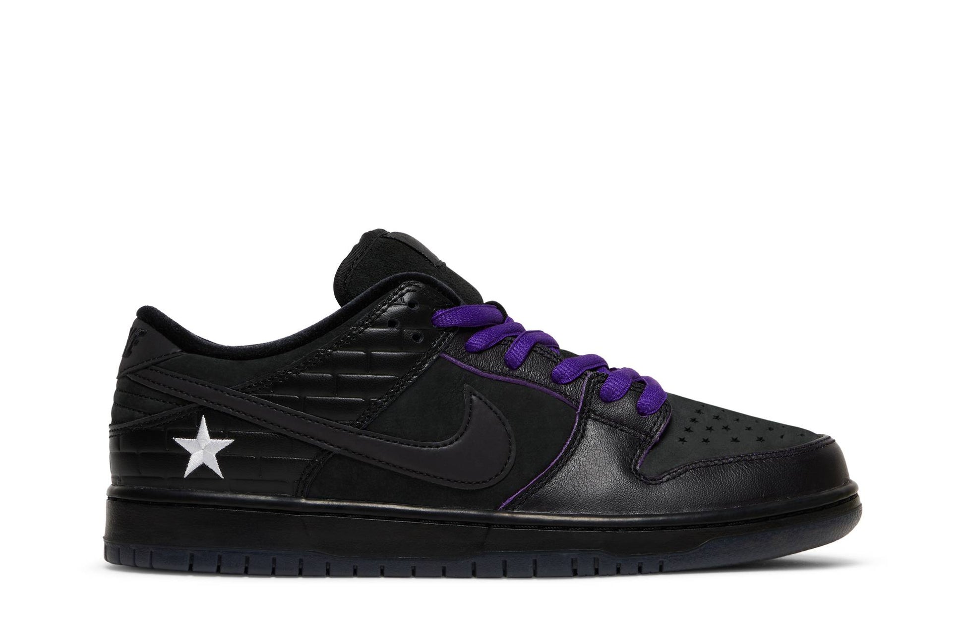 Familia X Nike SB Dunk Low Pro QS First Avenue DJ1159-001