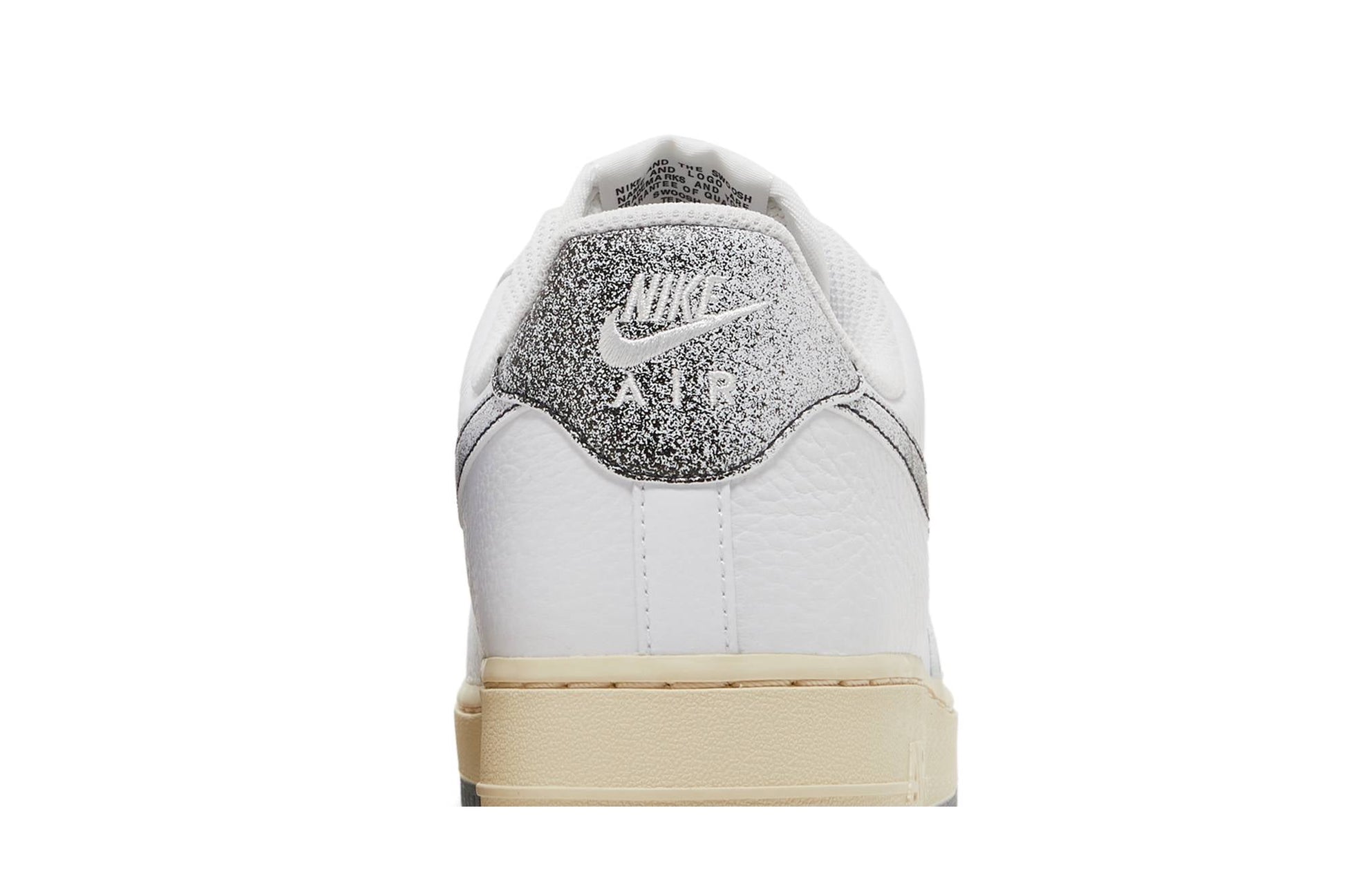 Nike Air Force 1 Low Classics DV7183-100