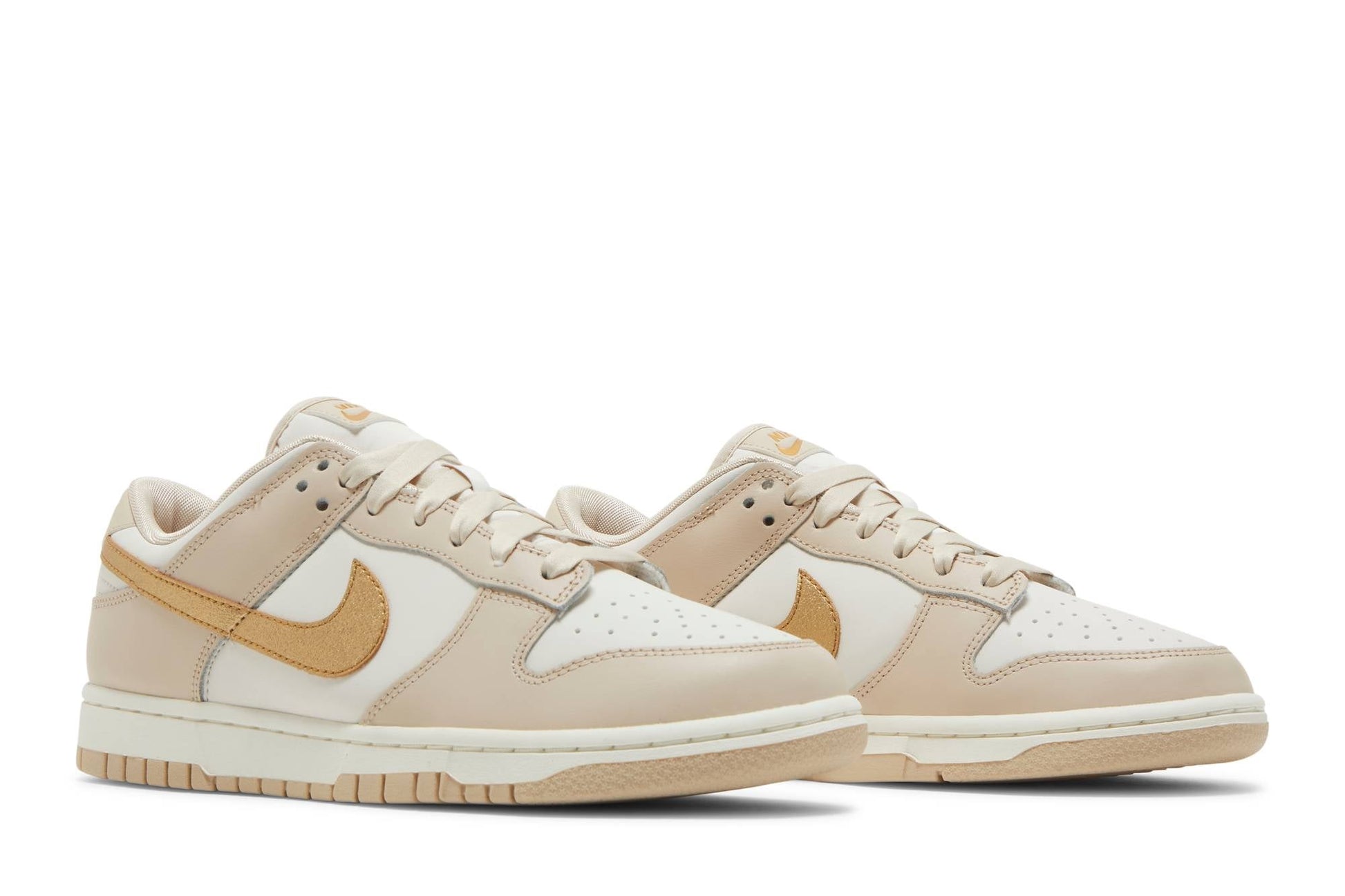 ( Women ) Nike Dunk Low 'Gold Swoosh' DX5930-001