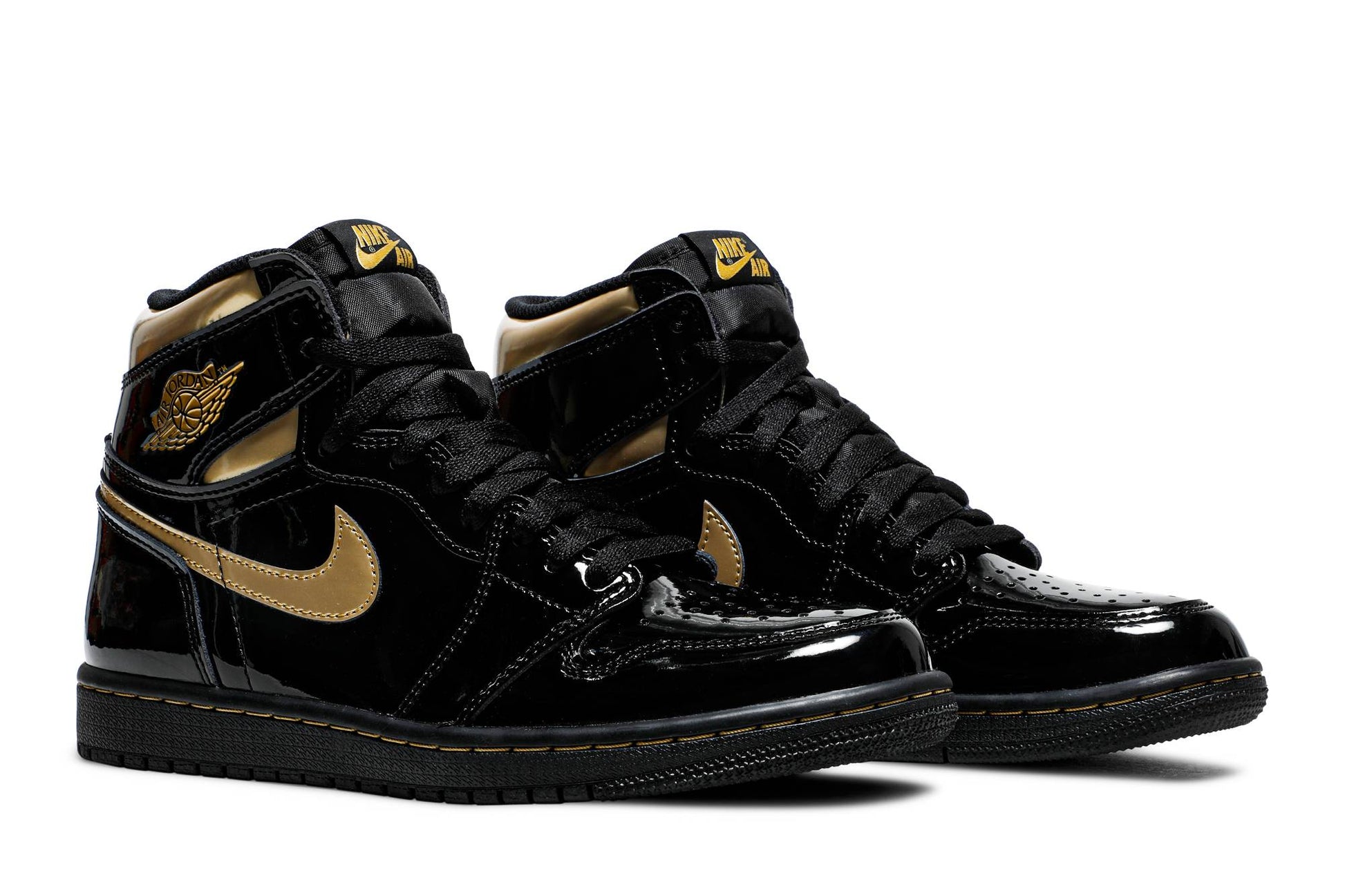 Air Jordan 1 Retro High OG 'Black Metallic Gold' 2020 555088-032