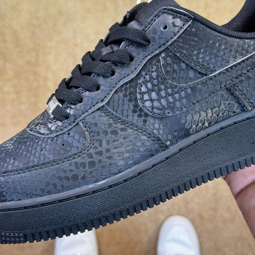Kobe Bryant x Nike Air Force 1 Low "Black"