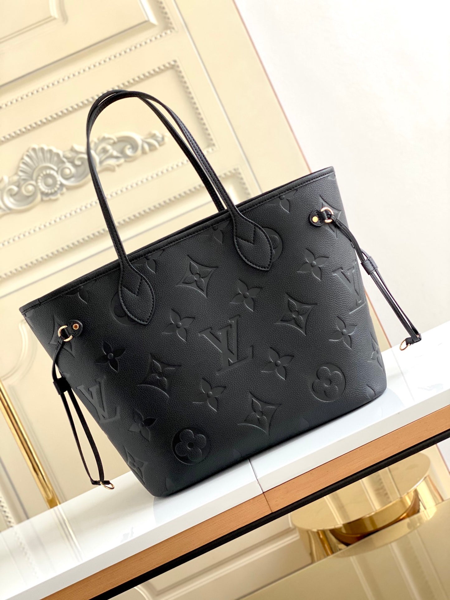 Louis Vuitton Neverfull MM Monogram Empreinte Leather Tote Bag - Noir
